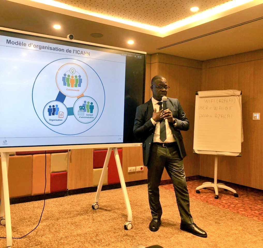 isocml's tweet photo. @isocml au #WASIG et #WAIGF 2024 / Jour 1
Comment fonctionne l'internet : architecture de l'internet et protocoles de base, la session 2 animé par Yaovi Atohoun, directeur de l'engagement des parties prenantes et des opérations pour l'Afrique - @ICANN.
@waigf
#WAIGF24 #WAIGF https://t.co/kJsXLmQ2rJ
