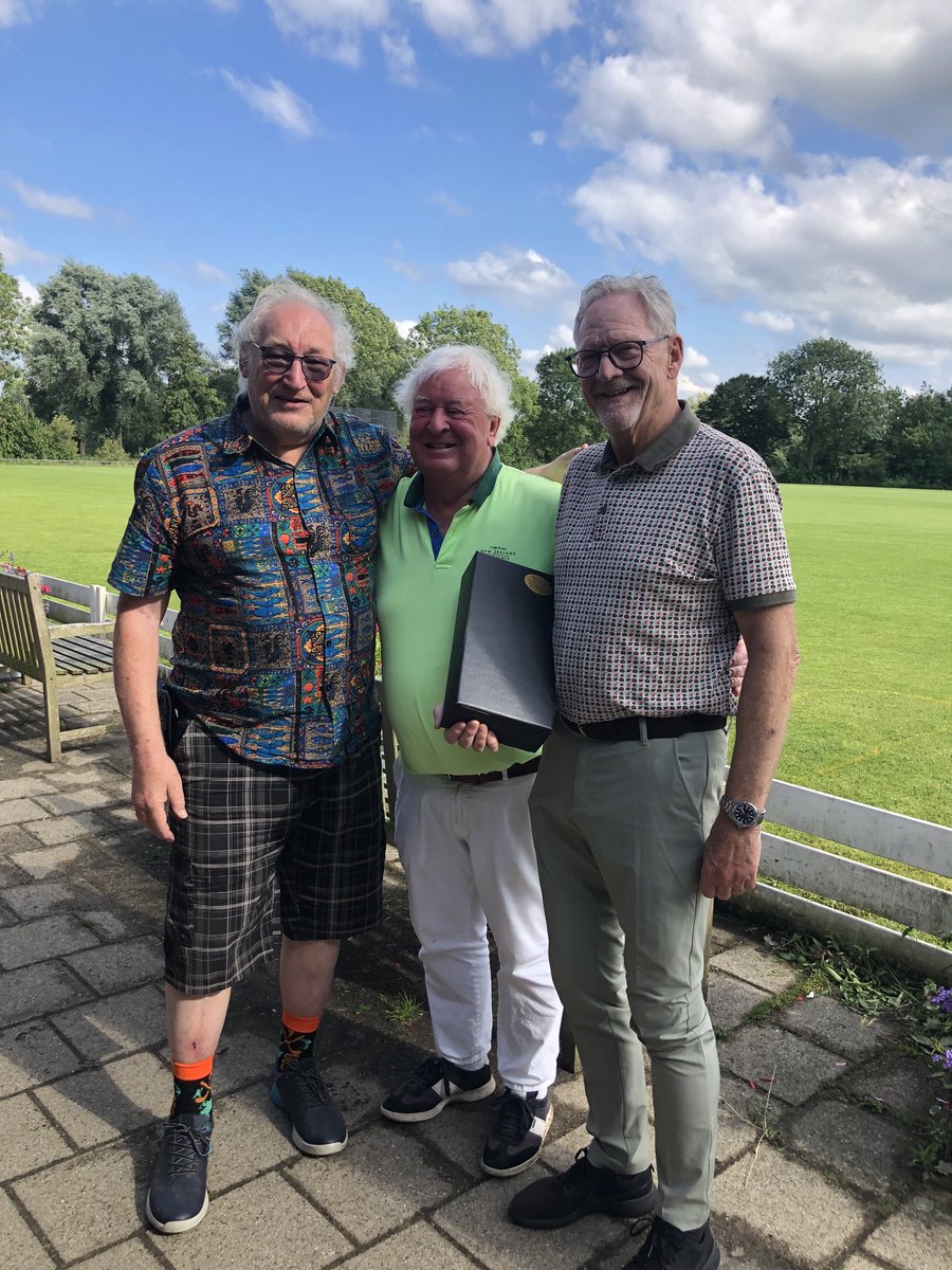RickThorburn's tweet photo. Met Willem hebben wij het Petanque tornooi vanmiddag gewonnen. https://t.co/Ebt6m6dL0w