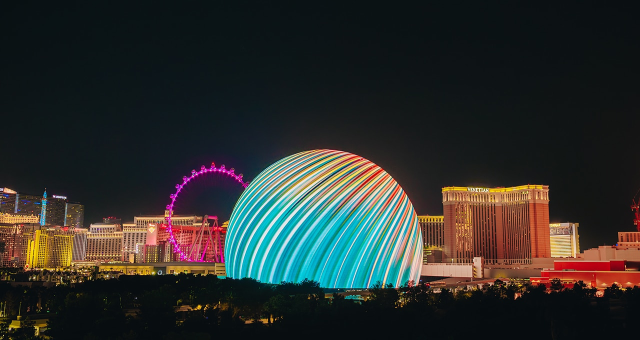 BrettOl11096261's tweet photo. Behind the show-stopping Las Vegas Sphere, NVIDIA technologies are powering the stunning visuals. Learn more about it in our latest blog. https://t.co/Ix4HjCA81g https://t.co/T3sjfV59DG