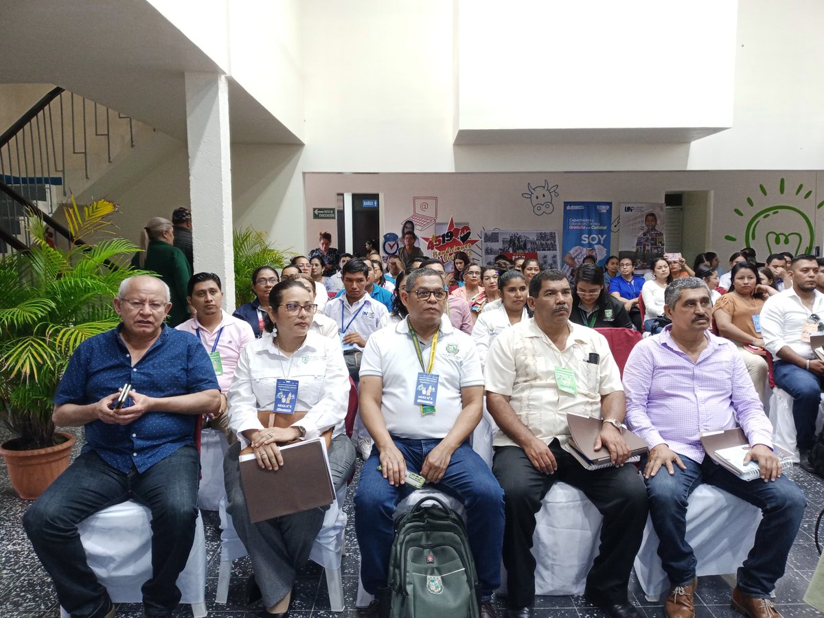 Protagonistas de los subsistemas educativos MINED, INATEC y CNU de los departamentos de #Boaco, #Matagalpa y #Jinotega, participan en los Encuentros Departamentales de Consulta de la Estrategia Nacional de Educación “Bendiciones y Victorias”, donde comparten y enriquecen