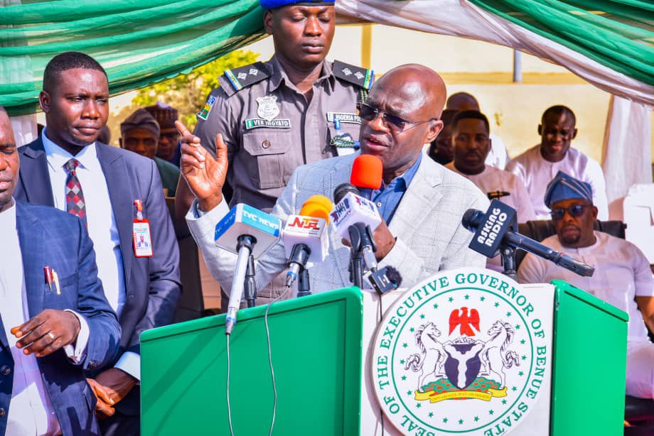 HyacinthAlia's tweet image. REMARKS AT THE OFFICIAL FLAG-OFF CEREMONY OF THE 2024 CROPPING SEASON AND DISTRIBUTION OF AGRICULTURAL INPUTS TO BENUE FARMERS, AT THE MINISTRY OF AGRICULTURE AND FOOD SECURITY HEADQUARTERS, MAKURDI, ON 10TH JULY, 2024. 
 
PROTOCOL