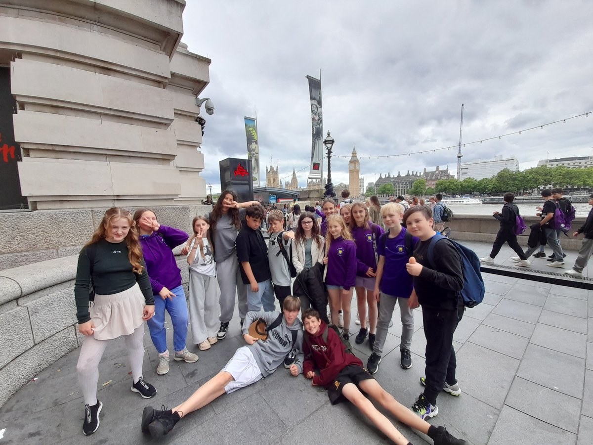 Framingham Earl High School tweet media