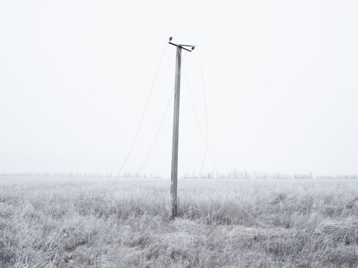 maximdondyuk's tweet photo. The series showcases the troubling and troubled land­scape of Ukraine’s liberated territories devastated by the war. A project I’ve been immersed in for the past two winters. Minefields, frost, loneliness, emptiness - each image reflects a meditative state. https://t.co/joHvAgSR1q
