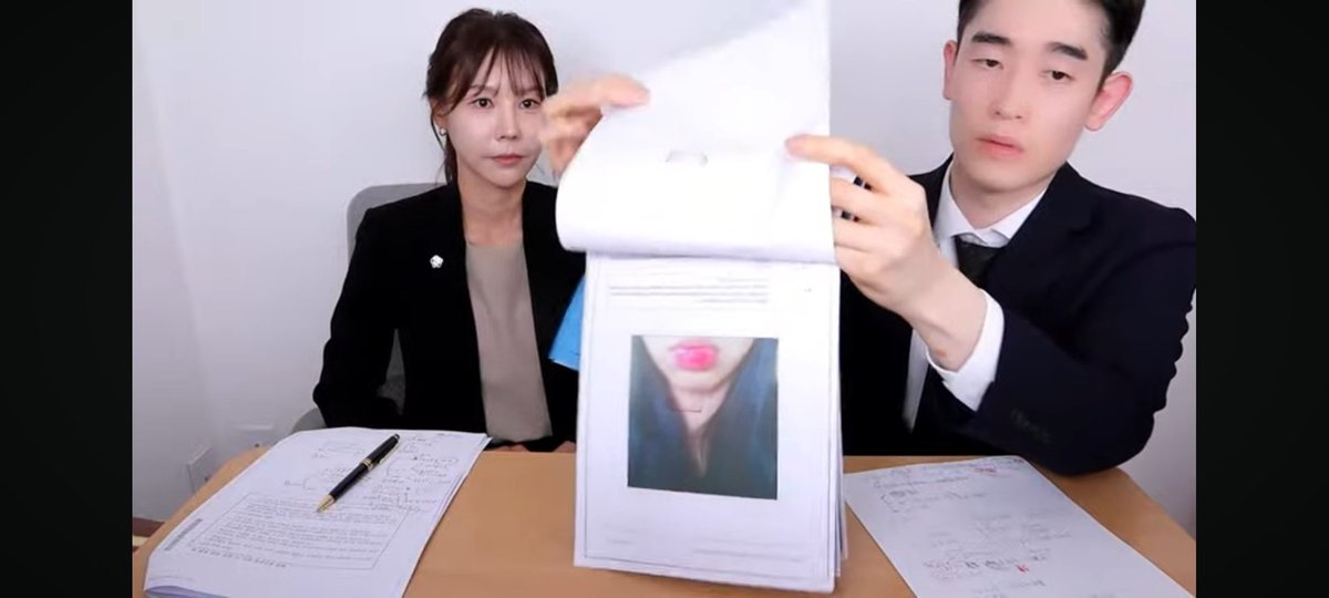 Ellamiks's tweet photo. They're explaining in #Tzuyang's LIVE now, I can't believe this happened to her. 😭 Tzuyang, that scumbag that did this to her should be punished. https://t.co/6EVB6r0Y9q