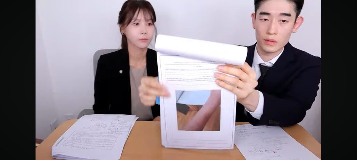 Ellamiks's tweet photo. They're explaining in #Tzuyang's LIVE now, I can't believe this happened to her. 😭 Tzuyang, that scumbag that did this to her should be punished. https://t.co/6EVB6r0Y9q