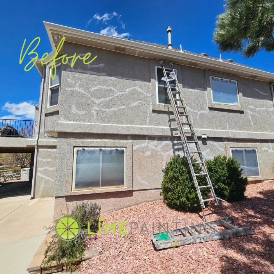 LIME_CR's tweet photo. Maintain the integrity of your stucco walls by addressing hairline cracks promptly. Allow us to assist you in prolonging the lifespan of your wall system and preventing further damage caused by moisture and water ingress.
#limepaintingofcastlerock #stuccorepair #sherwinwilliams https://t.co/4huE8li4W3