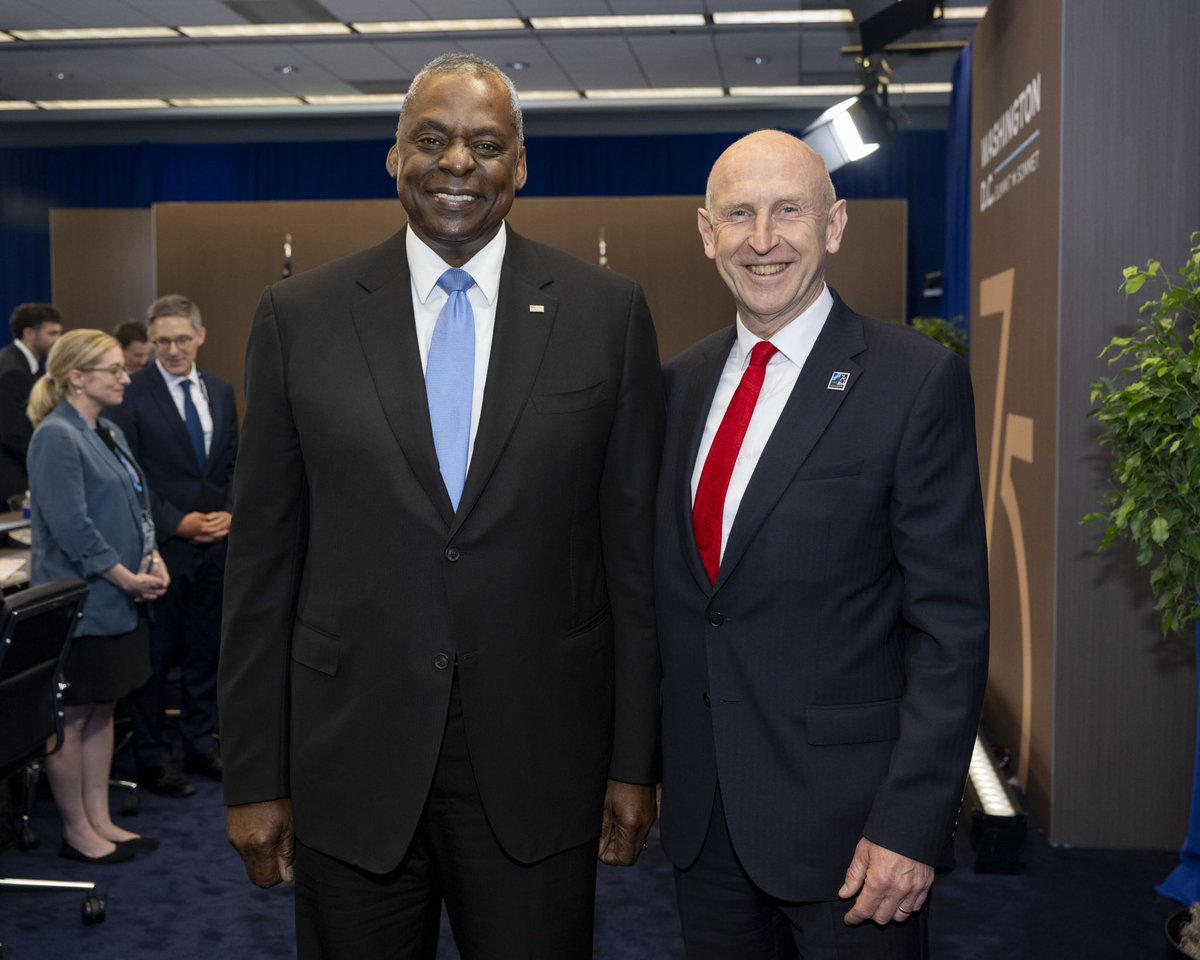 SecDefAustin's tweet photo. I met for the first time with Secretary Healy at the NATO Summit in Washington today. Our shared ideals are at the heart of the U.S.-U.K. special relationship. I look forward to working closely with my new UK counterpart to tackle today’s security challenges. https://t.co/mwsQtI1Xv4