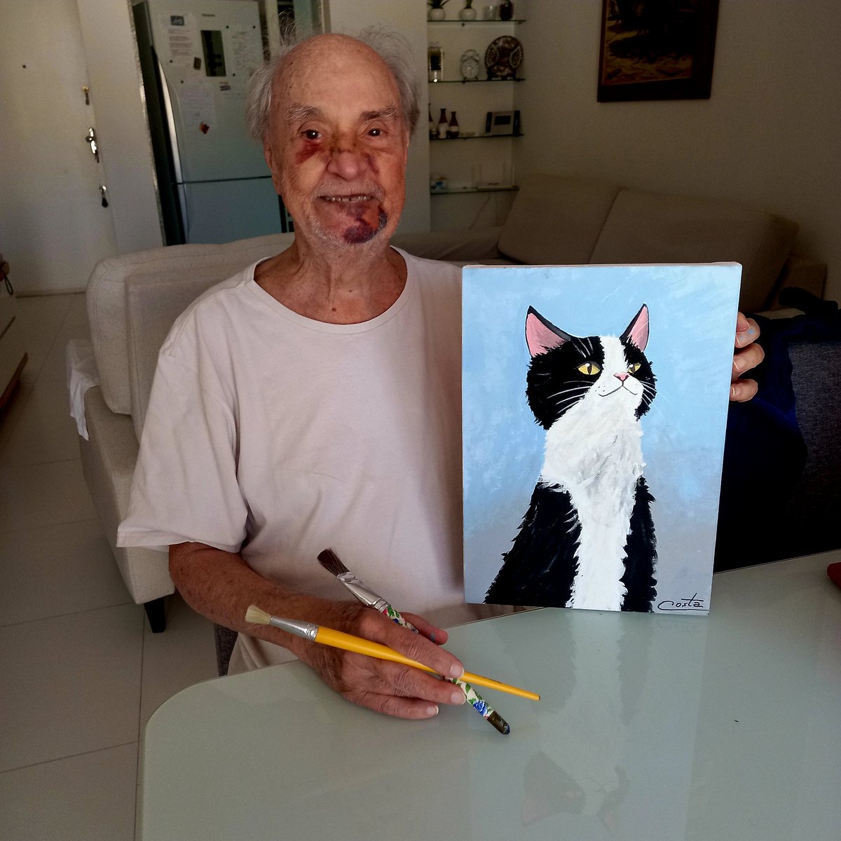 Gente, eu não aguento com seu Antônio,  nem o tombo tirou a vontade dele fazer a aula de pintura, pelo contrário, ele sorriu a aula toda e ainda finalizou o quadro do gatinho. Fiquem com essa inspiração maravilhosa.