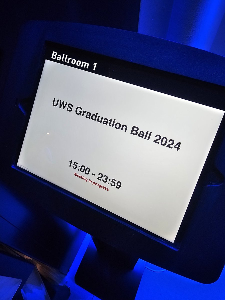 Amanda_UWS's tweet photo. Congratulations to all our @UWS_Psychology graduates. 
Have a ball tonight 🥰🥳🥂🍾 https://t.co/Uvx7TVikUy