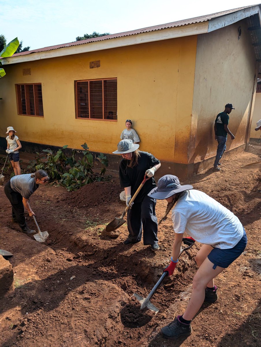 camptanzania's tweet photo. #TeamNanasi, welcome to #CampHakunaMatata! 🌟 We're so excited to have this fabulous team in Tanzania. They have been working hard digging foundations for a veranda and pathway at a local school, and making friends along the way 🩷 @campsint #campseffect https://t.co/R0sGL1cpFx