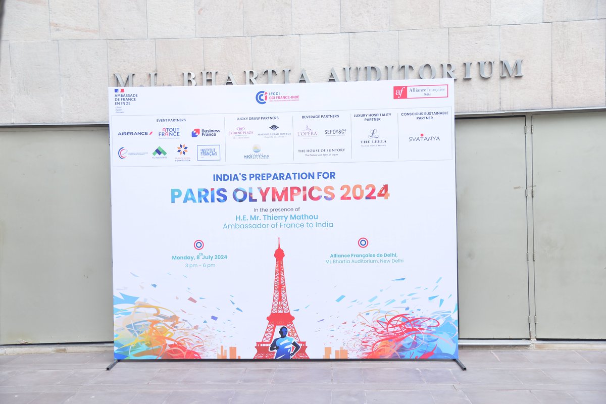 IFCCI1's tweet photo. 📣 @IFCCI1 in collaboration with @FranceinIndia, @alliancefrdelhi, and Team France, hosted a distinguished conference on India's Preparation for #Paris2024 on July 8, 2024, in New Delhi. 🇮🇳🤝🇫🇷 #Olympics #Sports #ifcci https://t.co/wbeNf8iIfB