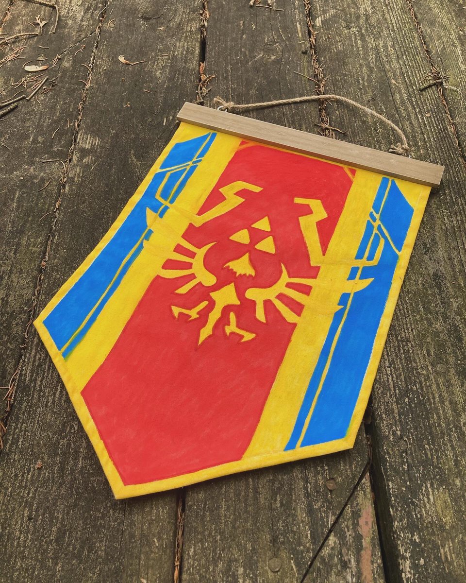 CursedWares's tweet photo. Hello lovelies! Here’s a hand painted flag I did! The legend of Zelda is a fantastic game! Which game in the series is your favorite?
#TOTK #thelegendofzelda #BOTW #zelda #triforce #flag #flagart #handpainted #nerdy #SmallBusiness https://t.co/KetXiYXhfu