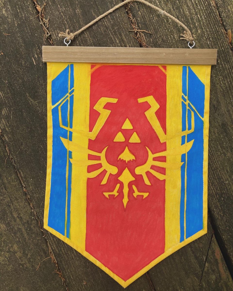 CursedWares's tweet photo. Hello lovelies! Here’s a hand painted flag I did! The legend of Zelda is a fantastic game! Which game in the series is your favorite?
#TOTK #thelegendofzelda #BOTW #zelda #triforce #flag #flagart #handpainted #nerdy #SmallBusiness https://t.co/KetXiYXhfu