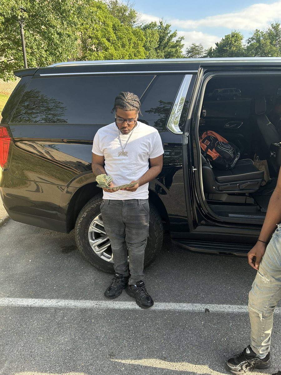 celinencodeine's tweet image. FREE DA MEN