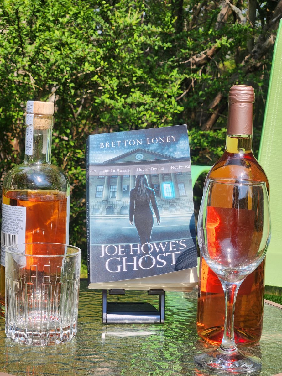 JoeHowesGhost's tweet photo. Great read 4 the plane, beach or cottage. Joe Howe’s Ghost explores the challenges of modern NS politics thru the eyes of rookie MLA Erin Curran and revisits the historic hurdles faced by Joe Howe. Buy at your local HFX bookstore or thru Amazon.
 #nspoli 
#dartmouth 
#BedfordNS https://t.co/lrZhrMSzYd