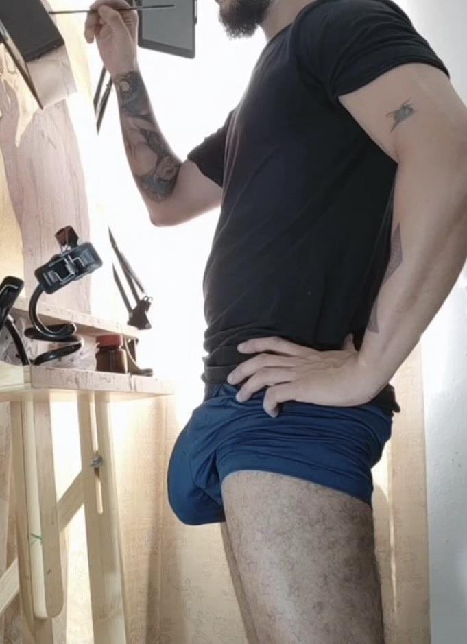 Dikunder's tweet photo. Tasty  #butt #ass #hairy #bulge #bulto #bulgelover #abs https://t.co/6d43QMIQcU