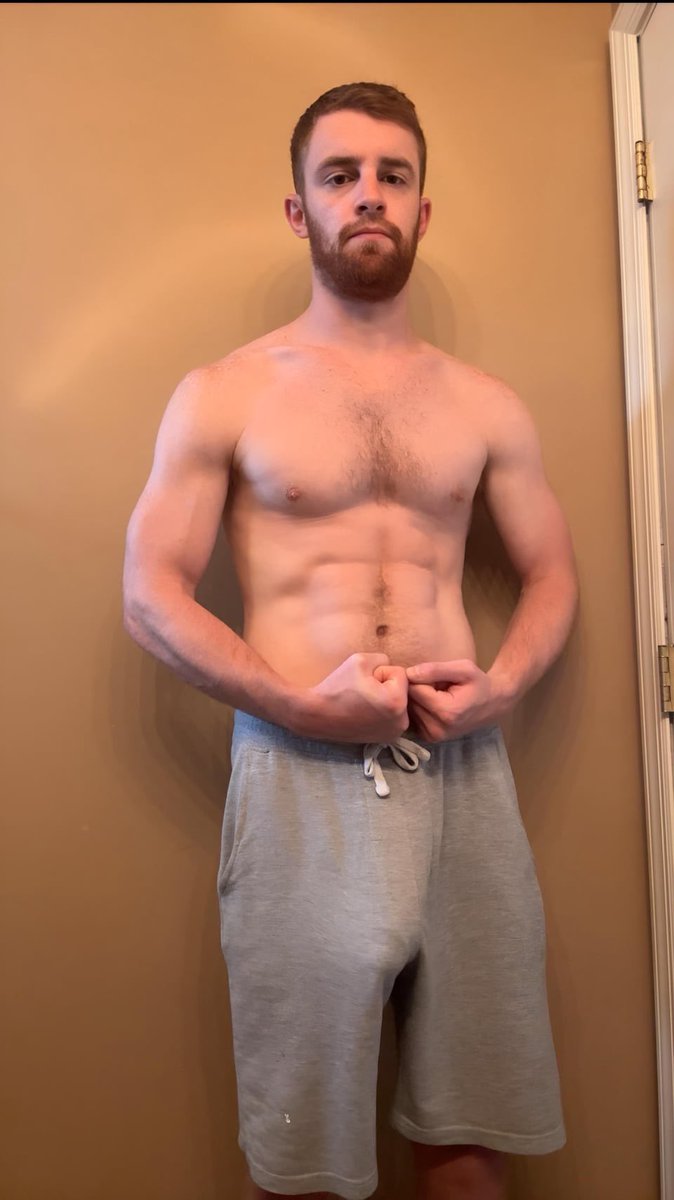 Dikunder's tweet photo. Tasty  #butt #ass #hairy #bulge #bulto #bulgelover #abs https://t.co/Avmj0zWr6X