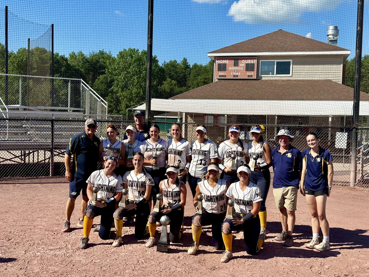 SadieLydick's tweet photo. So proud to be a part of this team! We worked hard this weekend and took home the championship at the SGF Lady Bulldogs tournament. My stats from the circle: 14IP 11H 4R 2ER 5BB 4SO.  Looking forward to Lowell All-American tournament next weekend. ⚡️🥎 @nhlightning @nhsoftball603 https://t.co/iHM64YRqPs