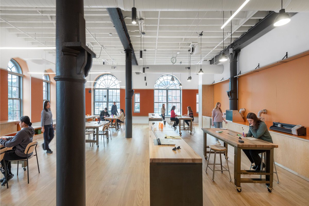 Archello's tweet photo. Utile transformed a 36,000 SF building for The Possible Zone into an Innovation Center for Boston high school students.
https://t.co/2TM5jRfo7z
#InnovationCenter #ArchitecturalTransformation #EducationalDesign https://t.co/TR9rEkkS9V