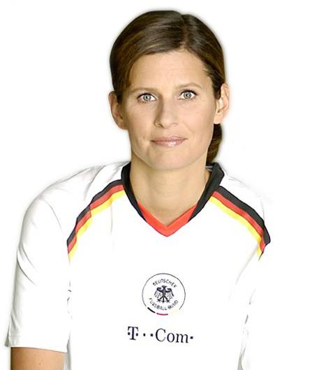 GermanLadies's tweet photo. Katrin Müller-Hohenstein, danke für den Support!

Macht mit Ladies!   #euro2024 #em2024 

#germangirl #deutsche #girls #prettygirls #ladies #girl #mädel #mädels #fangirl #fangirls
#fussball #dfb #dfbteam #diemannschaft #trikot #fußball  #fussballtrikot
#schland  #schwarzrotgold # https://t.co/axIFlASCii