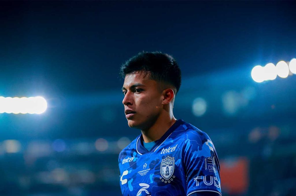 PlanoDeportivo's tweet photo. ¡Rómpela en Europa, mexicano! 🇲🇽 Emilio Rodríguez es nuevo jugador del Celta de Vigo de España. llega como cesión con opción de compra desde Pachuca. La nota: https://t.co/Utj4TGHN6P

#EmilioRodriguez https://t.co/MhQFzfRraM