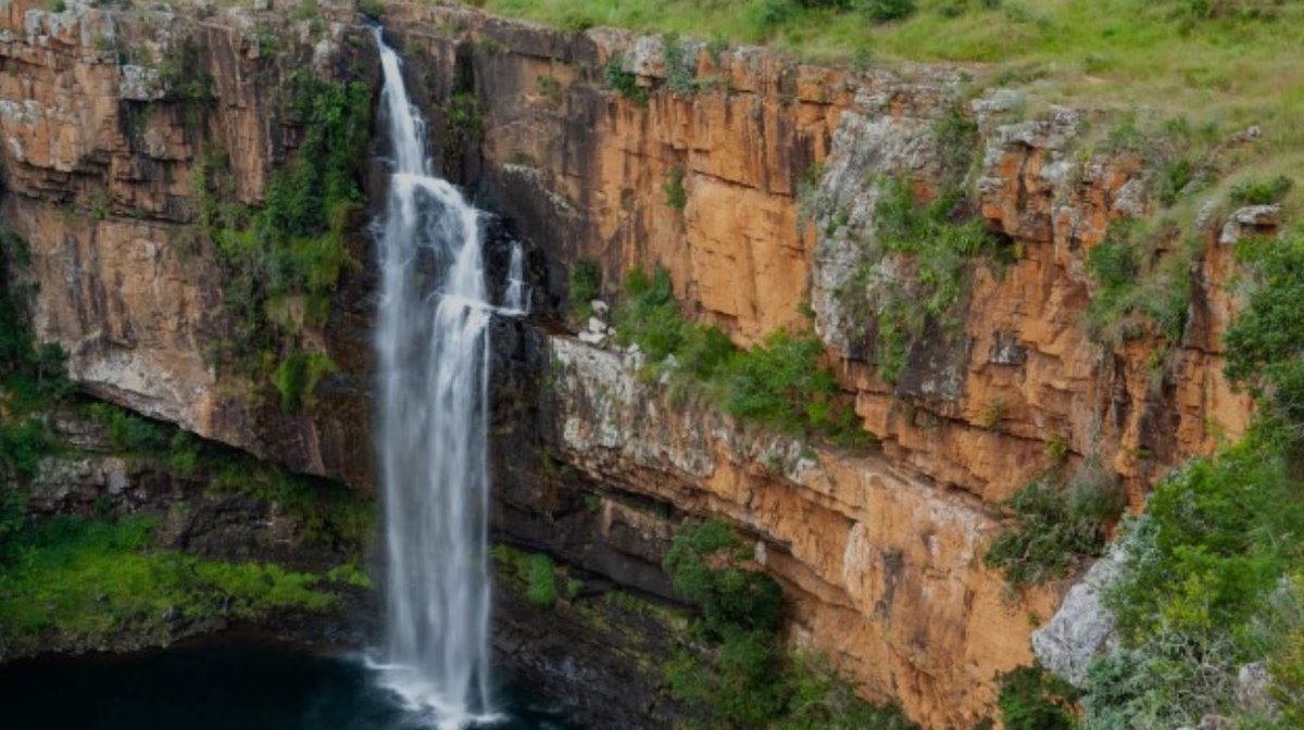 Explore the mystical allure of Mpumalanga's Blyde River Canyon, South Africa's enchanting natural wonder. This magical tourism destination captivates visitors with its breathtaking vistas, ethereal waterfalls, and ancient rock formations, offering an otherworldly experience.