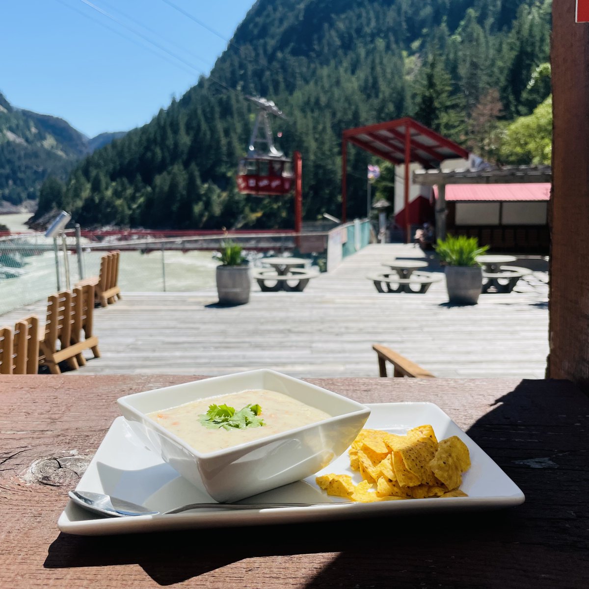 hellsgatetram's tweet photo. Savor our rich salmon chowder soup at Hell's Gate Airtram. Enjoy this comforting dish while admiring the breathtaking views of the Fraser Canyon. A perfect blend of taste and scenery awaits you! https://t.co/TX0VEdxgWq