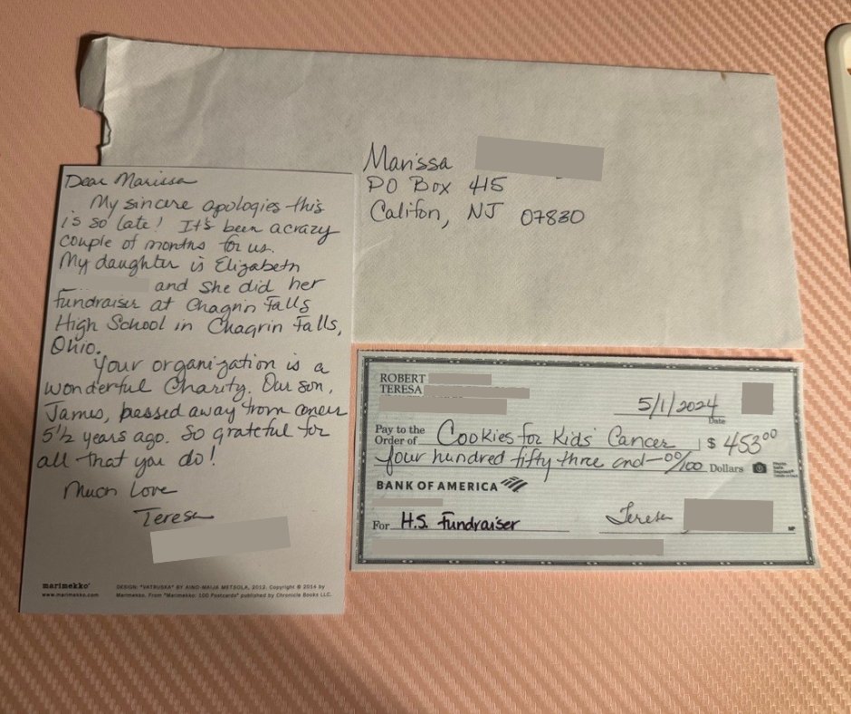 "My daughter, Elizabeth, did her fundraiser at Chagrin Falls High School. Your organization is a wonderful charity. Our son, James, passed away from cancer 5 1/2 years ago. So grateful for all that you do!"
Thank you for being a #GoodCookie! 💚🍪
#CookiesForKidsCancer #GoodCookie