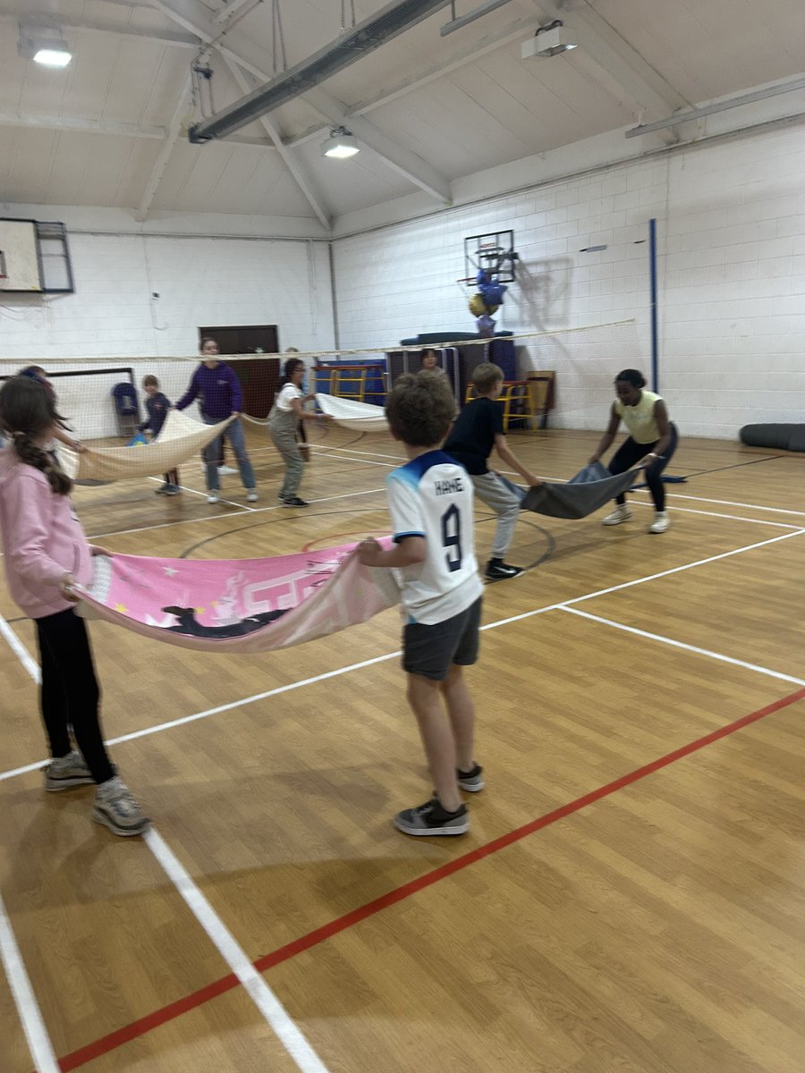 Barrington House tweet media