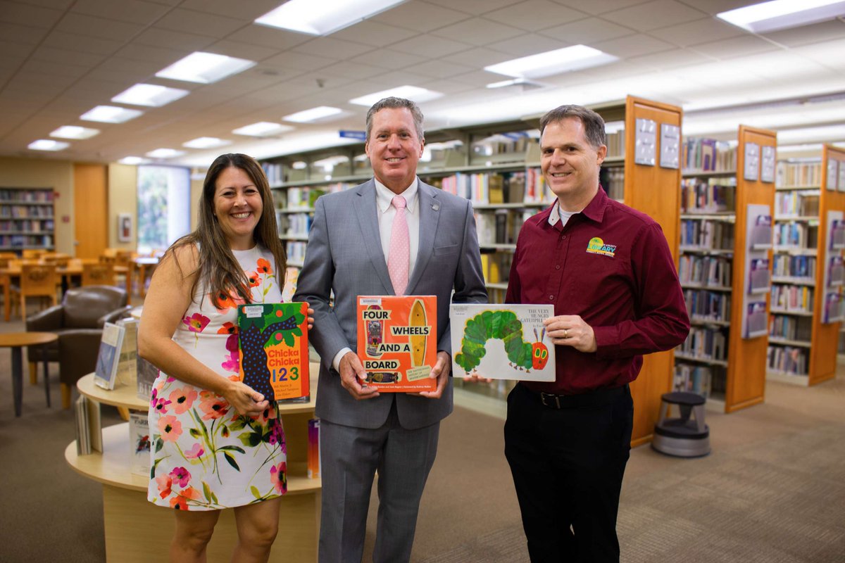 Palm Beach County Library System tweet media