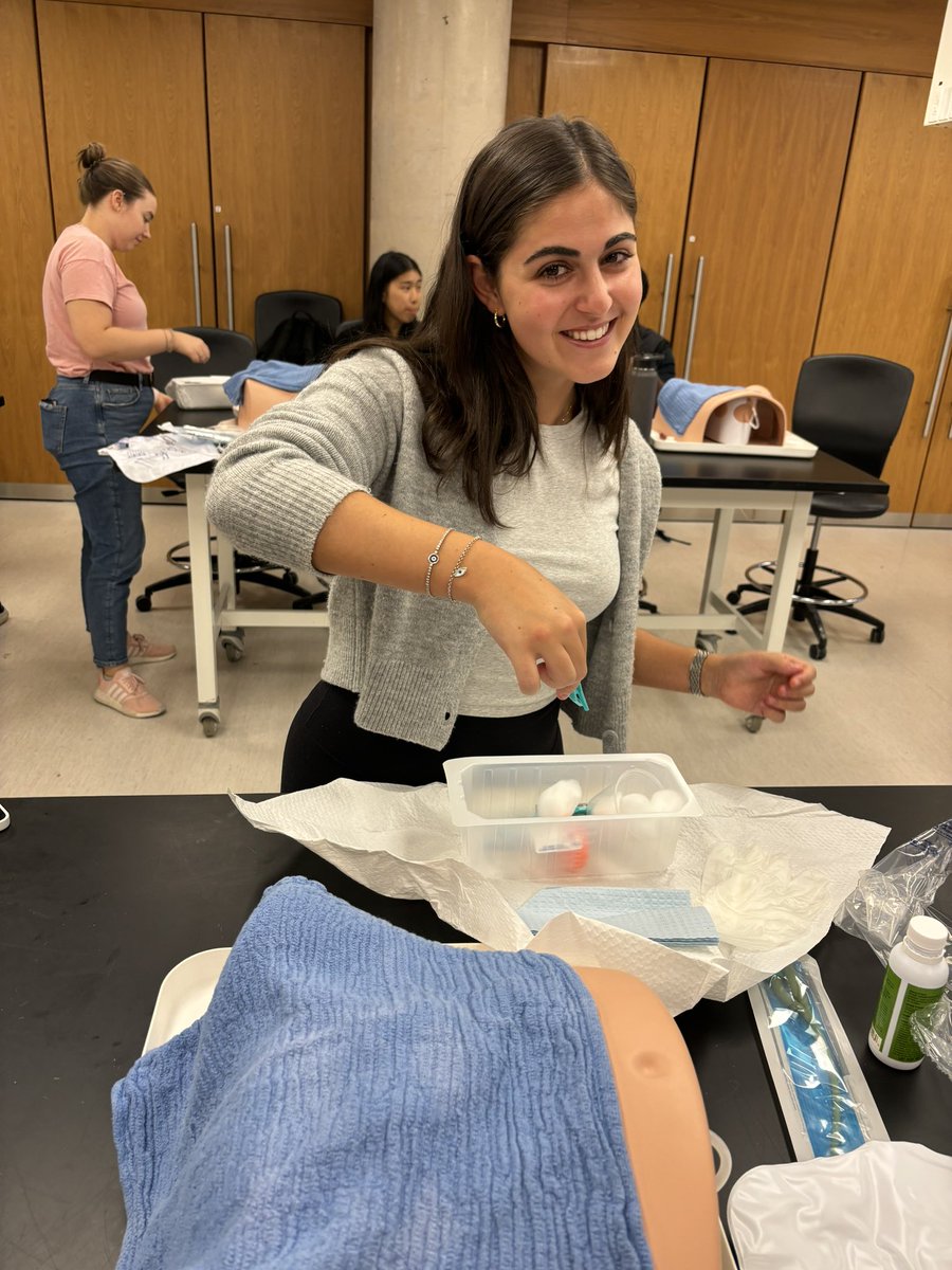 Supriya Khatri (@supriya_khatri1) on Twitter photo Had so much fun organizing and running the Surgical Skills and Technology Elective Program (SSTEP) at <a href="/queensu/">Queen's University</a> last month!
Now I have to resist the urge to use a two-handed knot when tying my shoe 🥹 Had so much fun organizing and running the Surgical Skills and Technology Elective Program (SSTEP) at <a href="/queensu/">Queen's University</a> last month!
Now I have to resist the urge to use a two-handed knot when tying my shoe 🥹