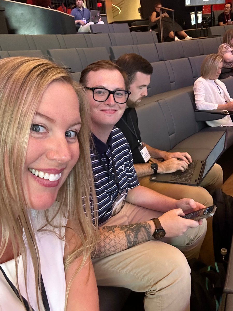 synapseresults's tweet photo. The team getting ready to enjoy another exciting presentation at Social Media Day PHL. @smdayphl
Always dedicated to our clients' success, Ben is digging into some analytics on his laptop in the background as we wait for the presentation to start.
@BenStillWorking #SMDayPHL https://t.co/c7fqy33Qvh