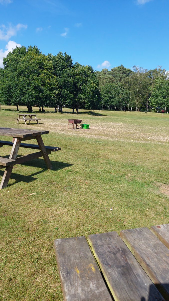 BarnsburyPS's tweet photo. This evening we are having a walk around the grounds
#Year6Residetial
@AvonTyrrell https://t.co/NRwv5fVxlA