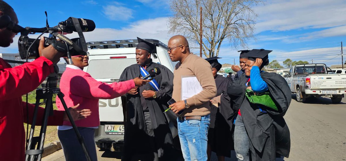 Lupho tweet media