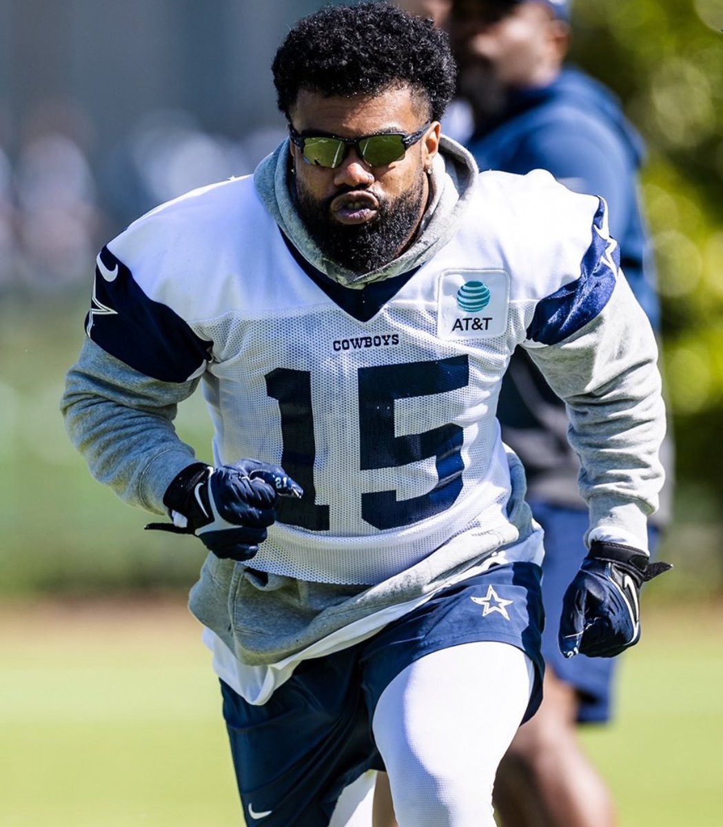 rrdontplay's tweet photo. Feed 15 🍗 @ezekielelliott 
Drop your prediction for Zeke’s stats this season as he returns to Dallas.🌟
.
.
@dallascowboys #zeke #zekeelliot #DallasCowboys #cowboys #illustlation #dallascowboysfootball #NFL #cowboysfans #runningback #nflfootball https://t.co/GW64X5jHPc