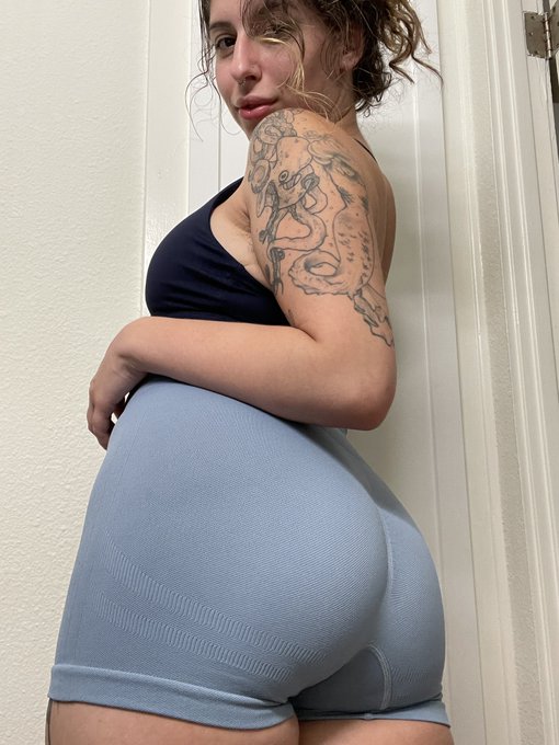 Watch Chloe Kreams ONLY ACCOUNT!'s leaked NSFW photo on TwXstars