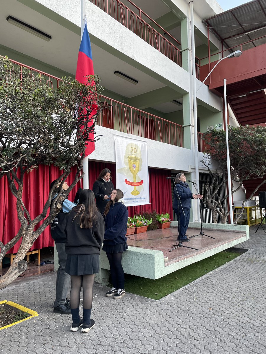 SaintGaspar's tweet photo. El martes 9 de julio, los alumnos y alumnas de I° a IV° Medio participaron de un nuevo Acto Cívico en el cual, además de encomendar este mes a nuestro Patrono San Gaspar, recordamos distintas efemérides. https://t.co/3RVR278fTT