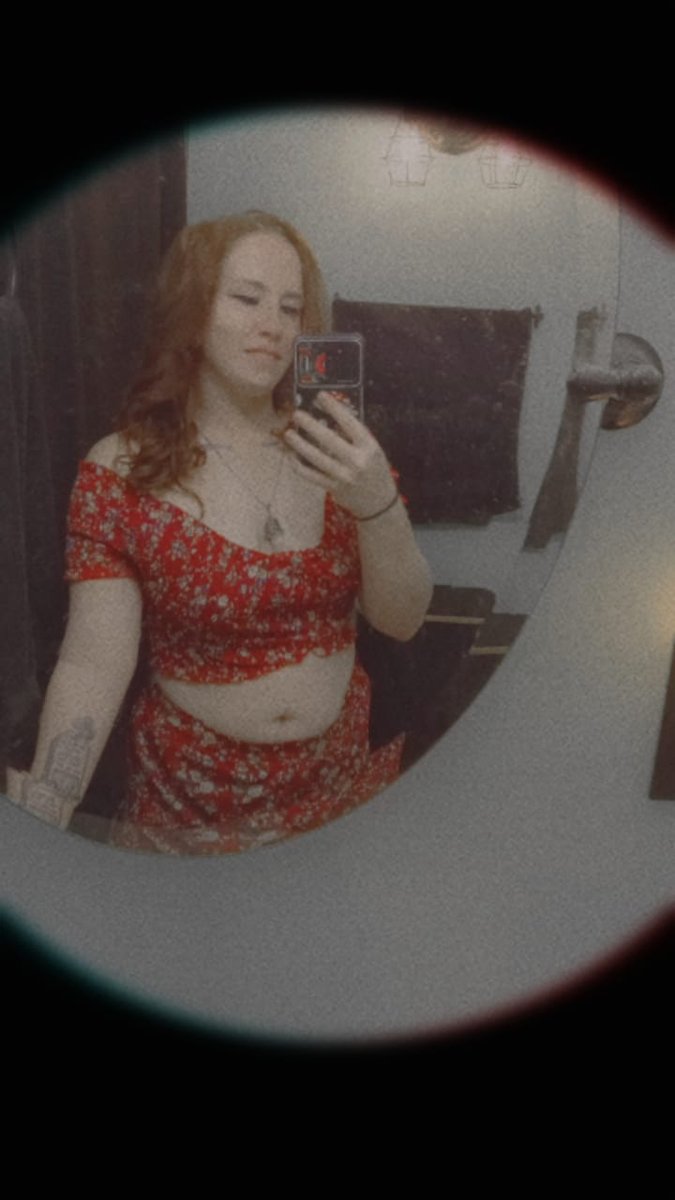 Ravenbird477644's tweet photo. Photo dump of some of my favorite pictures of myself🥰 https://t.co/Yu2pLgCw4f