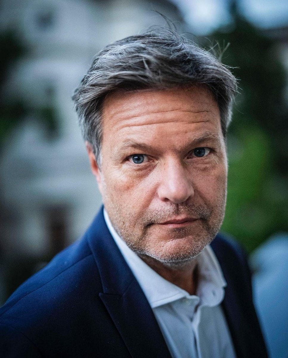 Weil #Habeck der einzig Richtige für dieses Amt ist, muss es #Habeck4Kanzler in den X-Trends und im ganzen Land 🇩🇪 heißen!