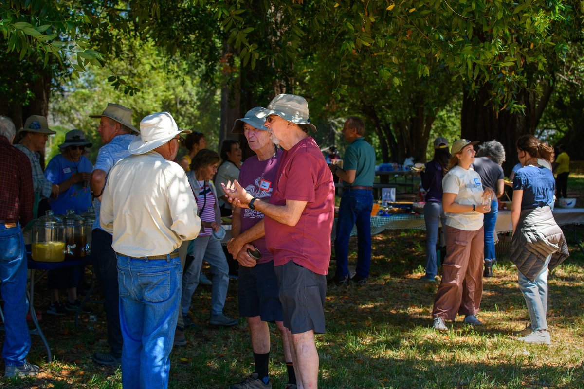 EAC celebrated another wonderful Annual Member Meeting, Potluck Picnic, and Environmental Awards in Bear Valley. 

Read our 2024 Recap: eacmarin.org/2024-member-me…

Images: Sarah Killingsworth
Group shot Carlos Porrata