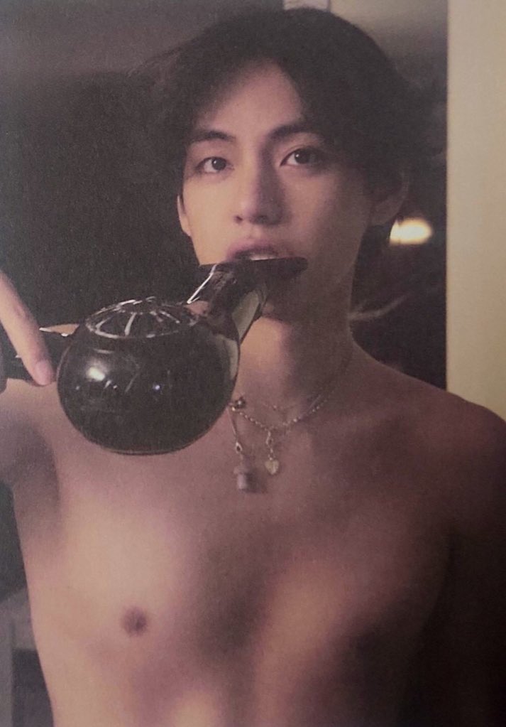 чисто пришла чтобы написать блин ёпаный сыр ща опять уйду 🤯