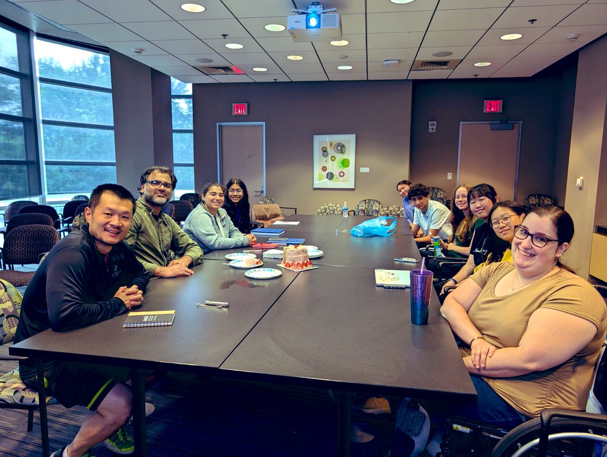 ruiwangphd's tweet photo. One thing I love about the summer is all the new learners joining my lab! It’s a season filled with exciting science, teamwork, &amp; midday celebrations. A huge shoutout to the amazing #WangLab members for their dedication in teaching and mentoring. 🧪🧫 🧬 🌞#SummerScience #LabLife https://t.co/Cx54TgFGSh