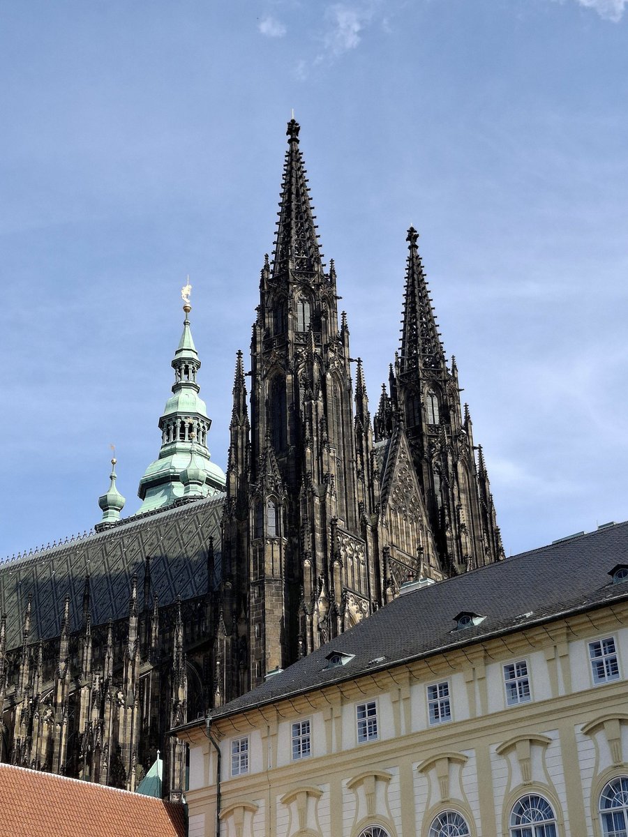 Michali19981189's tweet photo. Praga 🥰  #Praga #wakacje #mostkarola https://t.co/d86c3yhvTA