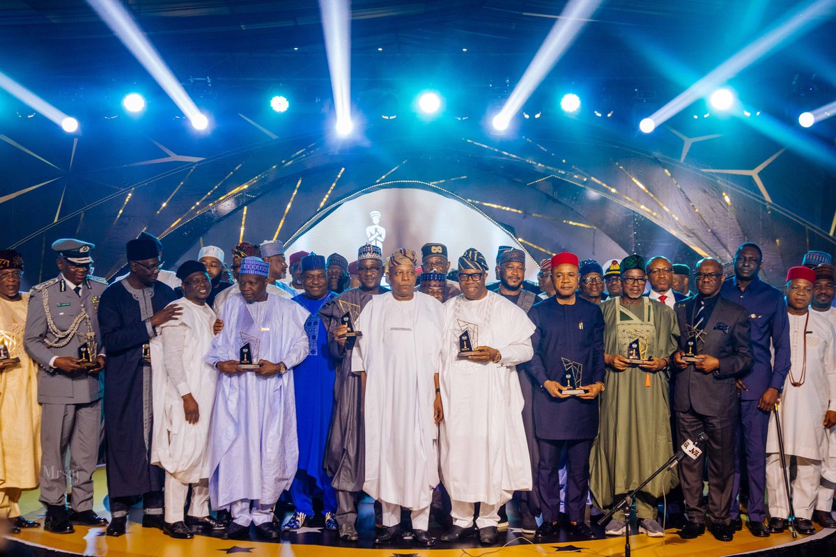 NeapsAwards's tweet photo. NEAPS 2024 RECIPIENTS' MOMENT.
Jolly moment when all #NEAPS2024 AWARDEES came together for a photo session.
#NEAPS #NEAPSAward #NEAPS2024 #PublicServiceExcellence #RewardingExcellence #TBSMedia https://t.co/5XrkdQJ3Ig