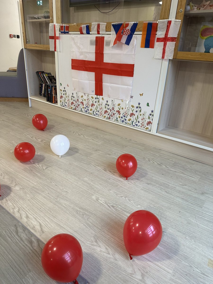 duxbury_ward's tweet photo. Ready for tonight’s game!!! Let’s go England!!! @WeAreLSCFT https://t.co/ivVTDfTjTE