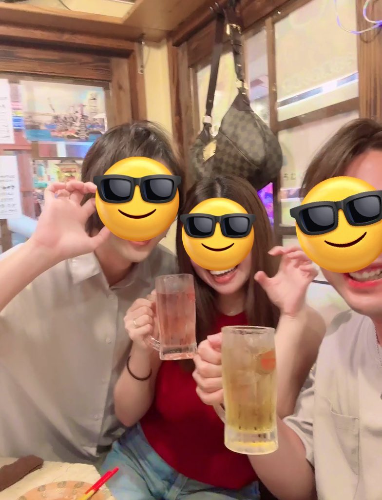 sayCheese_222's tweet photo. ひろきさん@HIROKICHI_315とロイドさん@yogi_webloidと乾杯in沖縄🥹🍻楽しかったーーーー！🌺

ありがとうございました🙏✨✨ https://t.co/CubxkjVP32