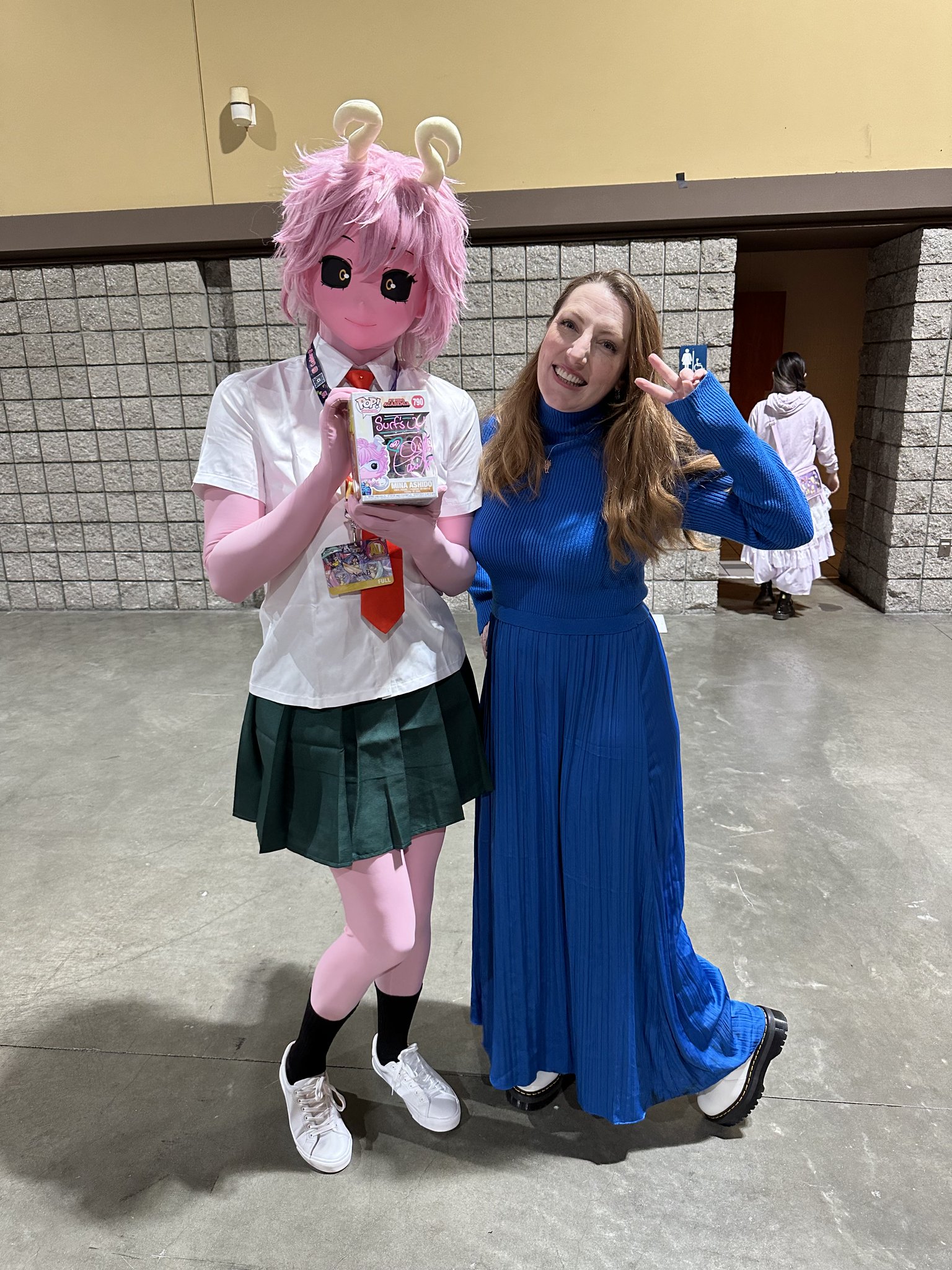 GSJcJ7ra0AAM8fI.jpg:large