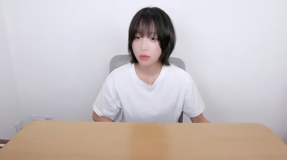 pannchoa's tweet photo. (TW: Violence) Popular mukbang YouTuber Tzuyang goes live sharing about being ab*sed and threatened to have her molka spread by her ex-boyfriend
https://t.co/Y3dwLq1PTU https://t.co/D4Yo8ma6cP
