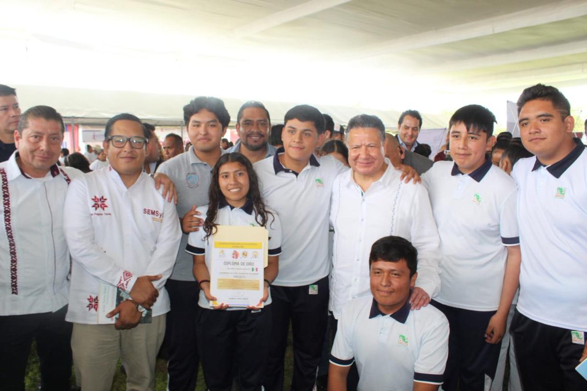 ¡Estamos en las rutas de la transformación! 
Nos enorgullece participar en esta gran iniciativa del Gobernador <a href="/juliomenchaca_/">Julio Menchaca</a> , donde nuestros alumnos de enfermería están haciendo una diferencia real en el municipio de Tezontepec de Aldama.