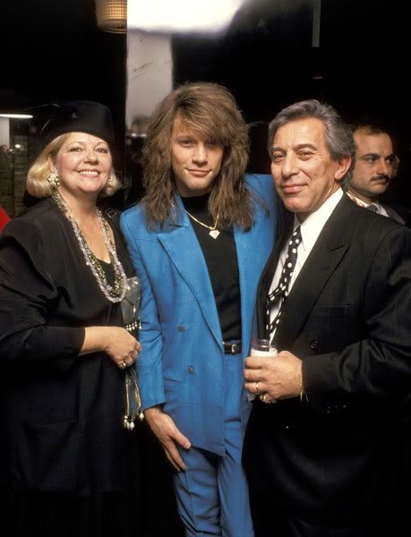 rockforlife1987's tweet photo. @jonbonjovi So sorry for your loss! God Blessed to Carol🙏🏻❤️🌹🕊️🪽🕯️ #RIPCarol https://t.co/O3BsnrzjaV